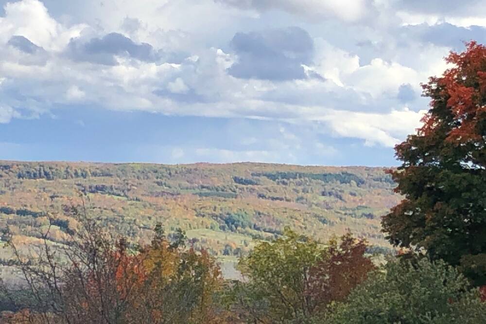 Photo of Others in Grey Highlands