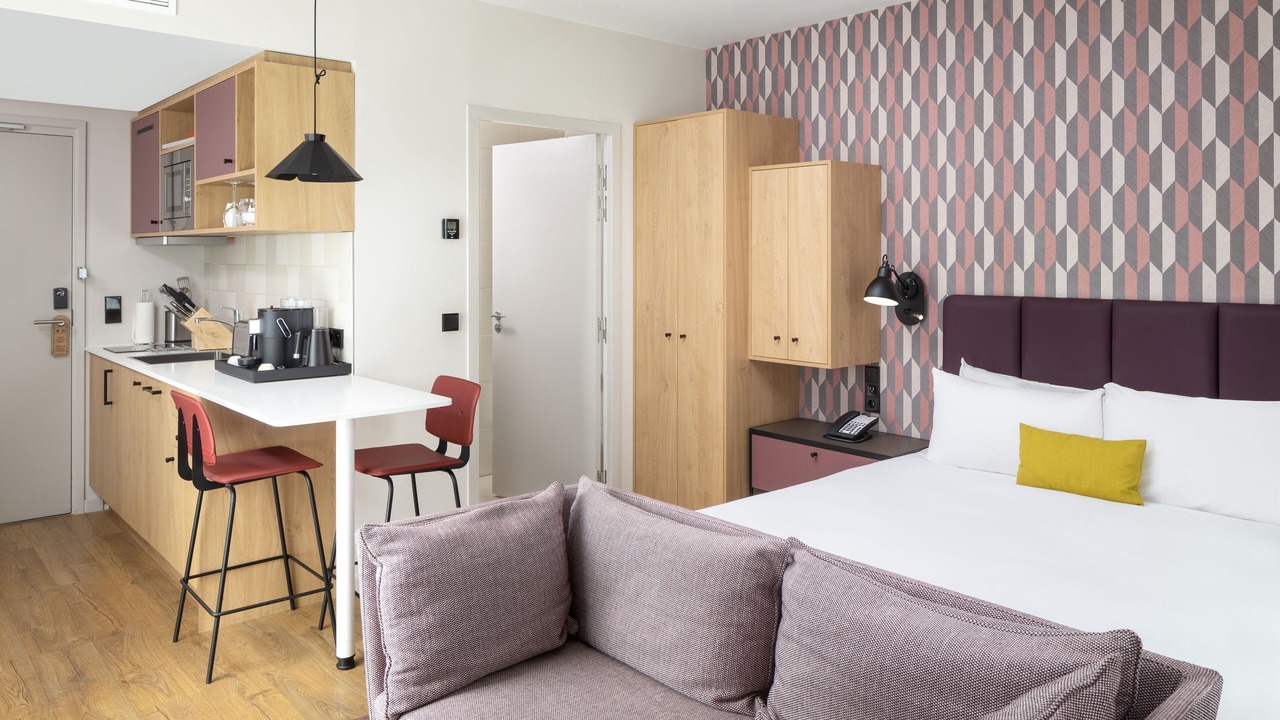Photo of Bedroom in Roissy-en-France