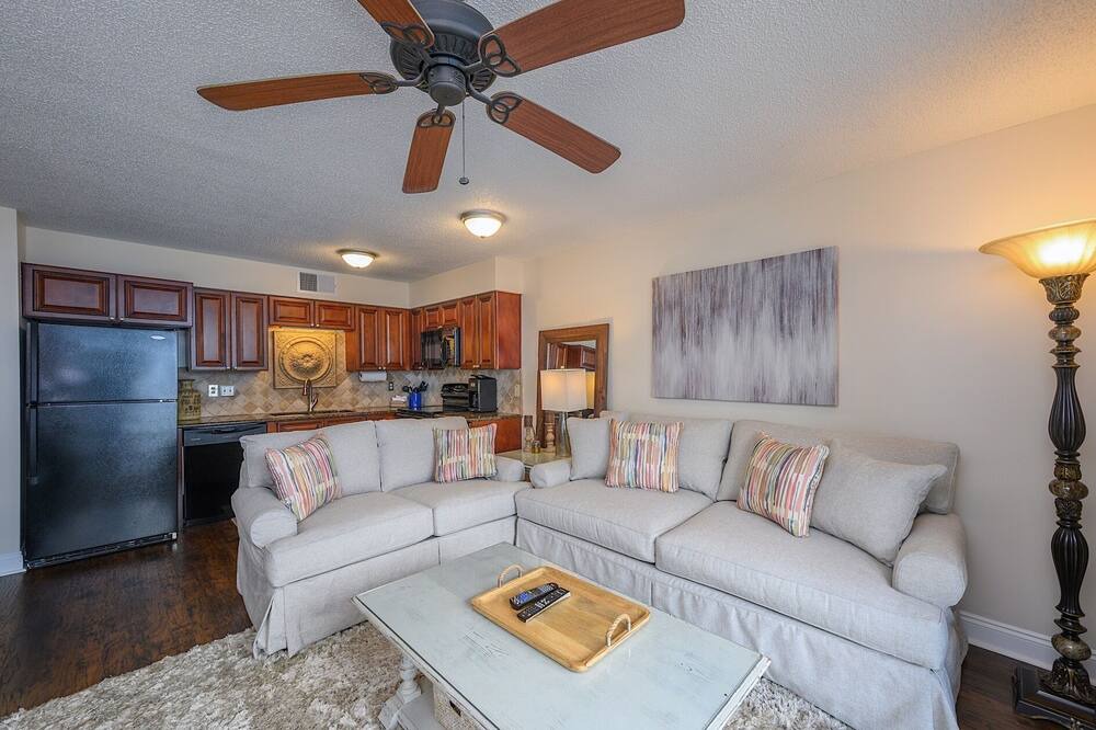 Photo of Livingroom in Ono Island