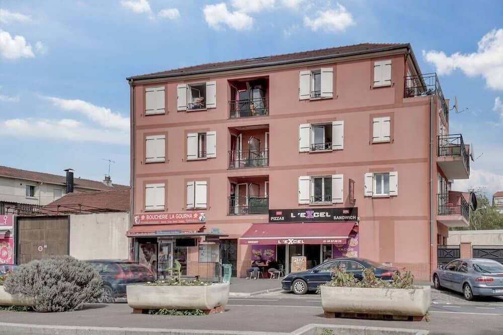 Photo of Outdoor in Aubervilliers