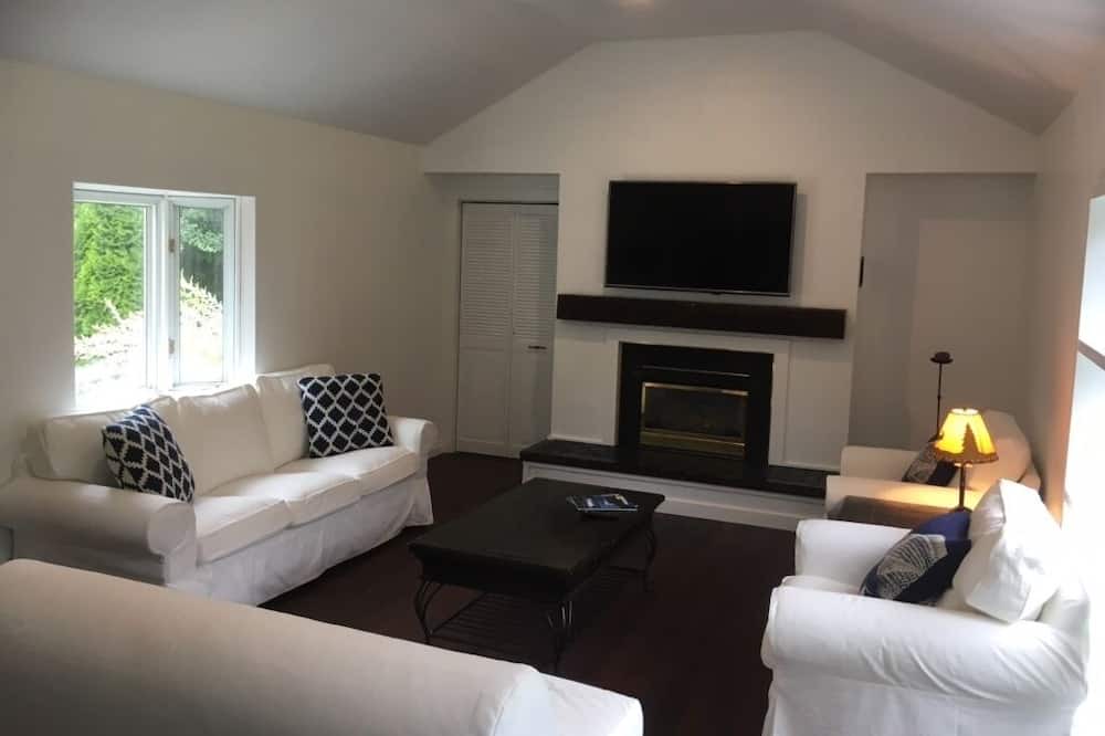 Photo of Livingroom in Thornbury
