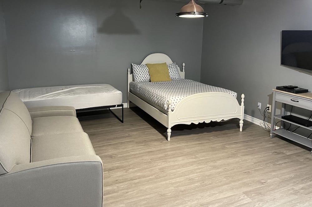 Photo of Bedroom in Huntsville