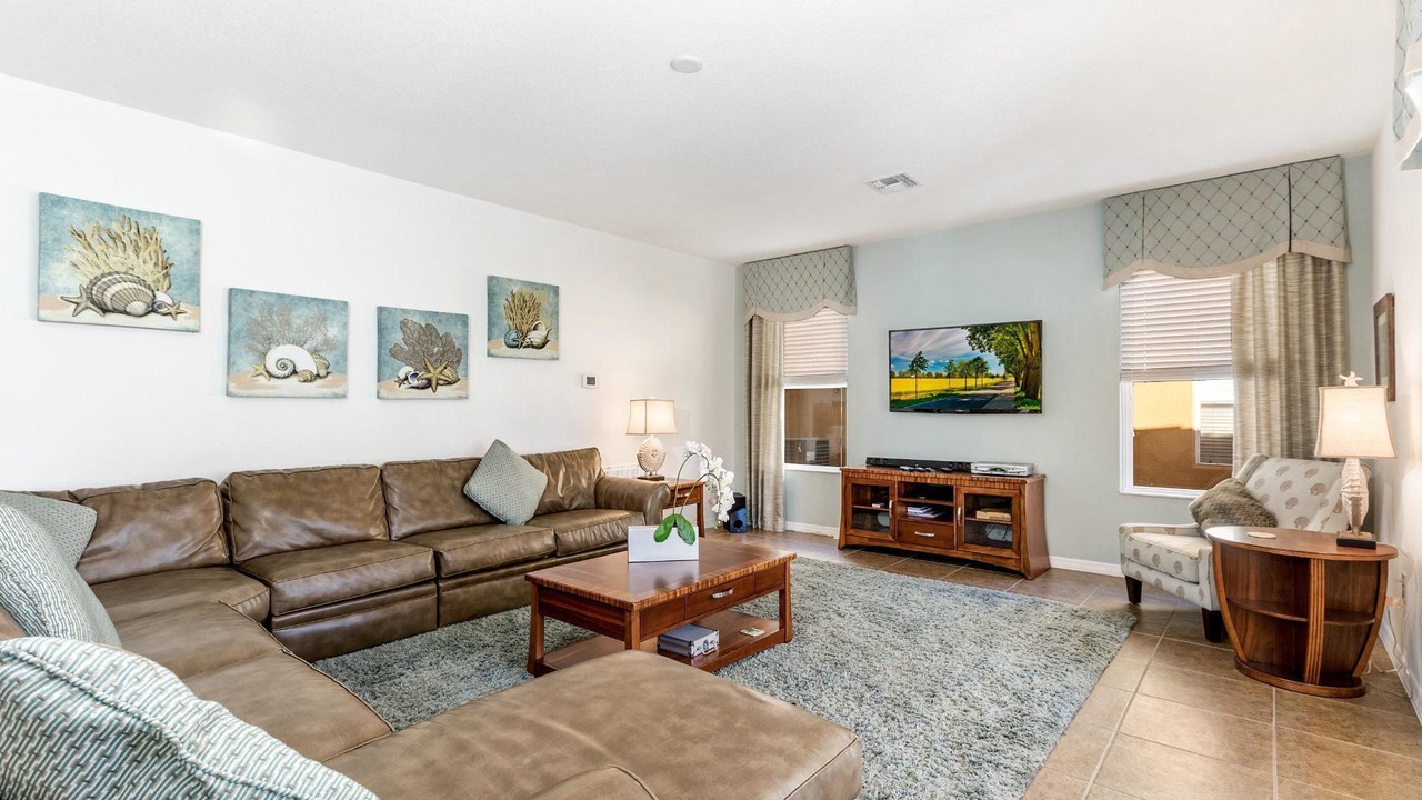 Photo of Bedroom in Watersong