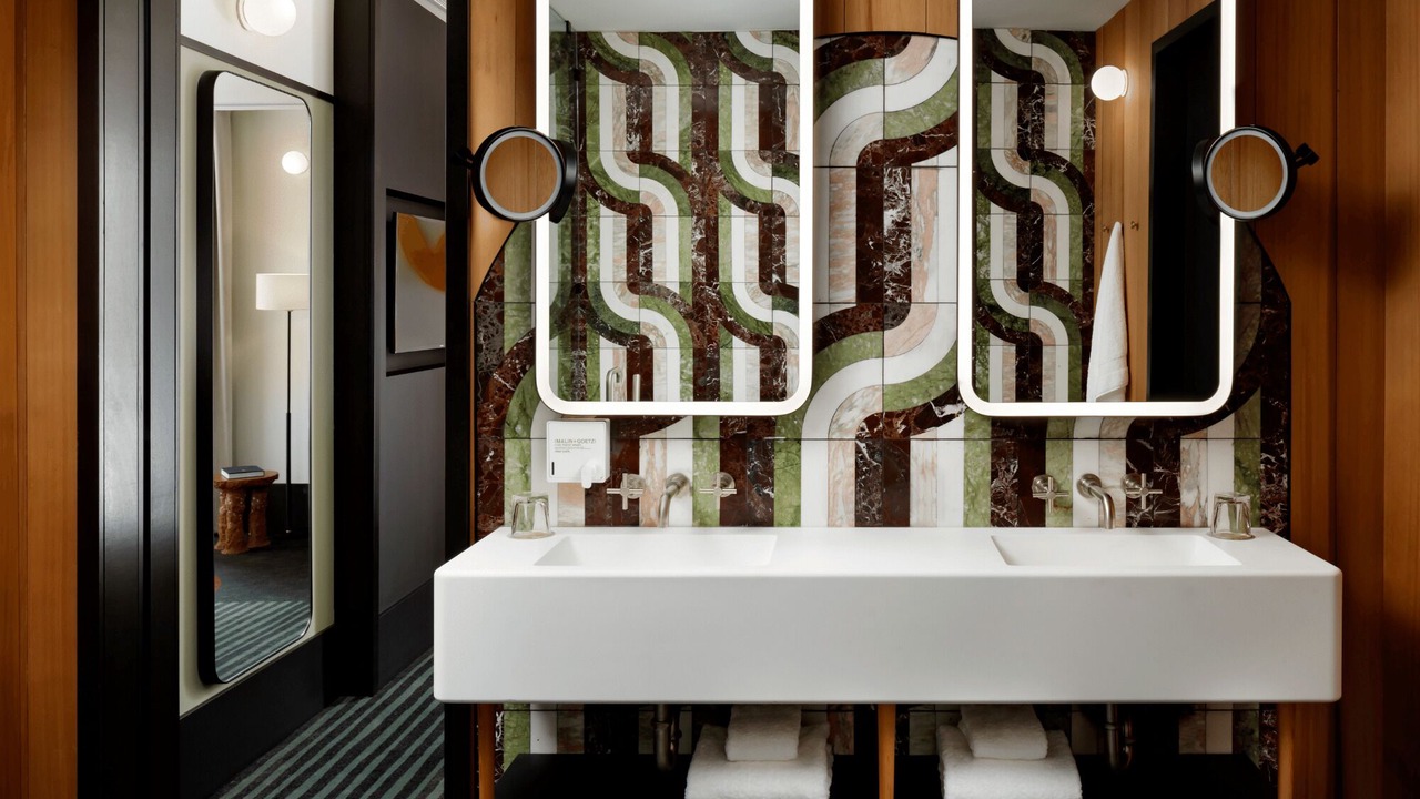 Photo of Bathroom in Beaconsfield Village