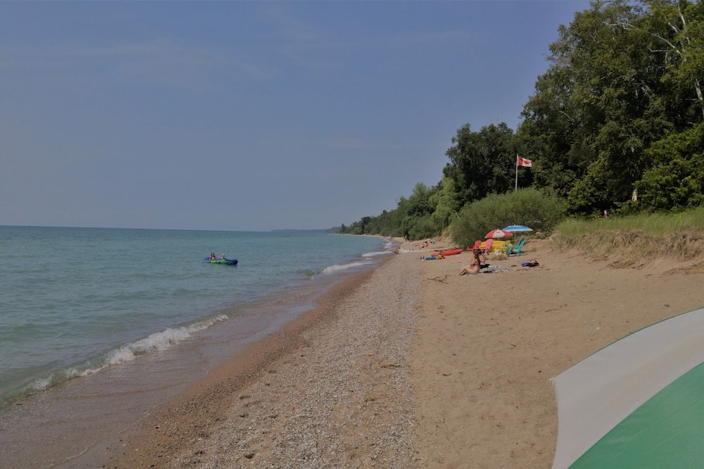 Photo of Others in Port Albert