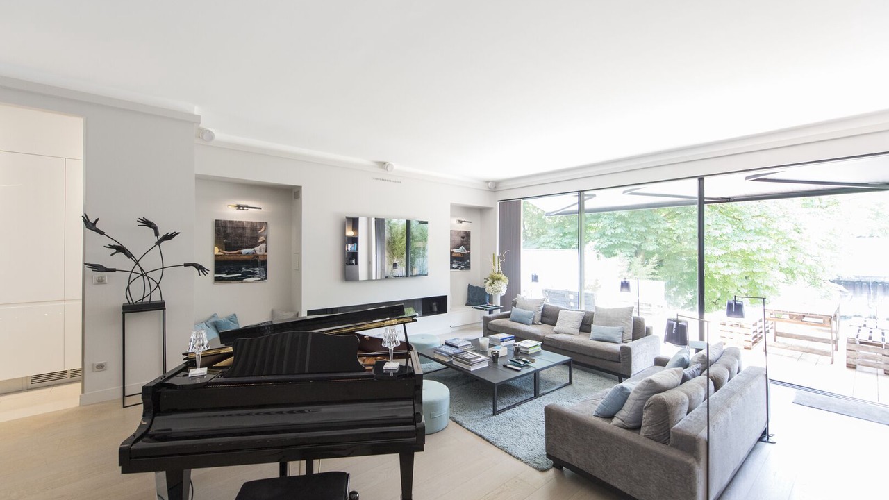 Photo of Livingroom in Issy-les-Moulineaux