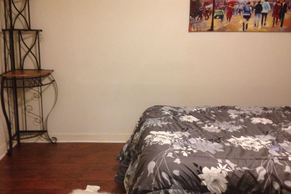 Photo of Bedroom in Ottawa Division