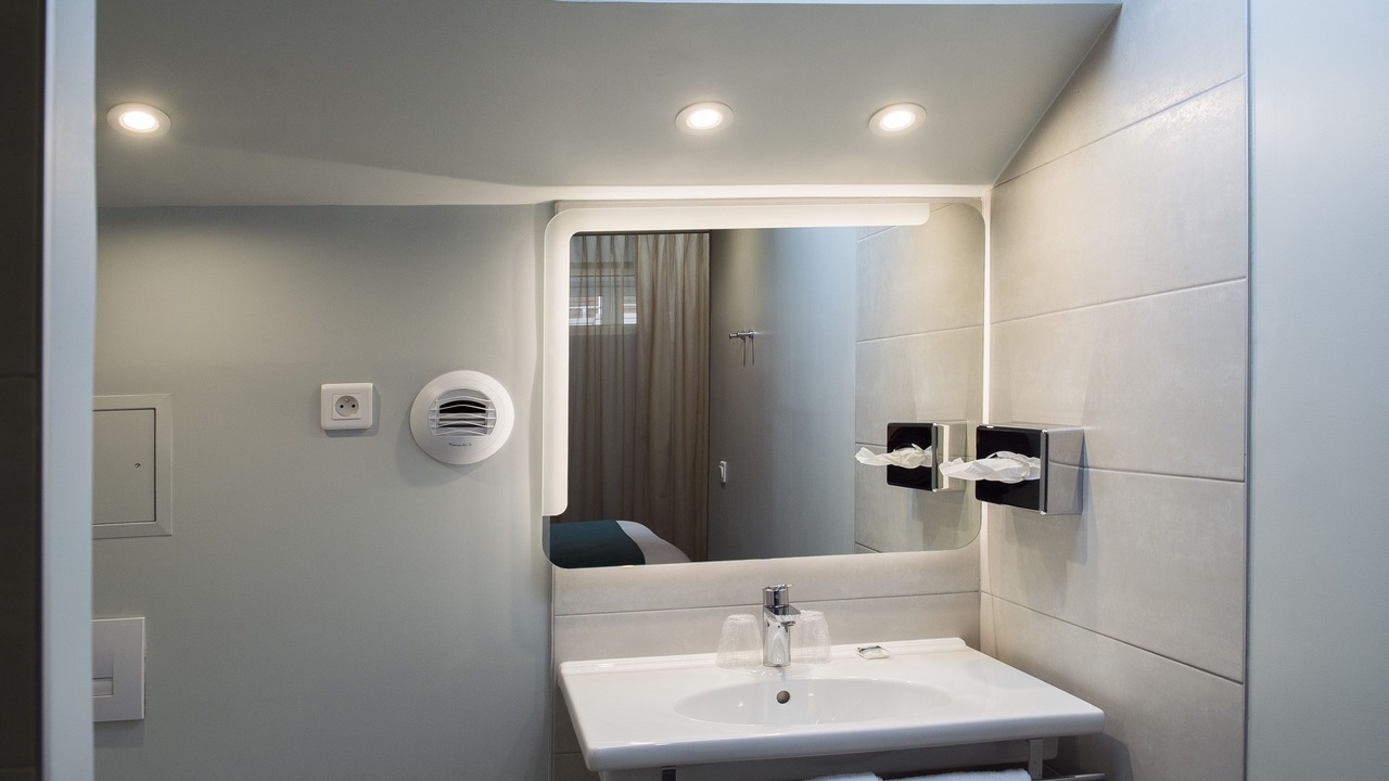 Photo of Bathroom in Suresnes