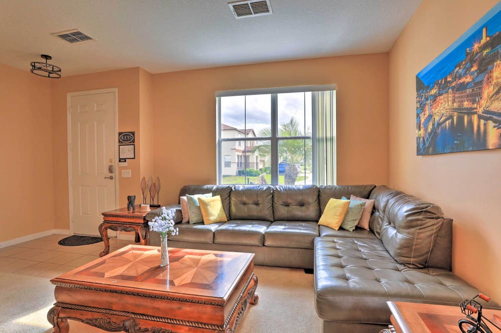 Photo of Bedroom in Windwood Bay