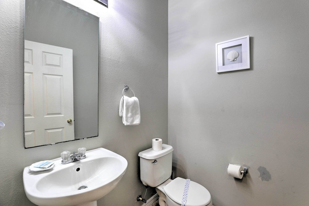 Photo of Bathroom in Windwood Bay