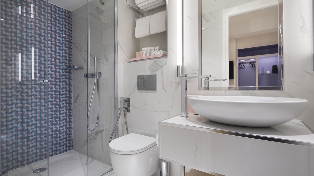 Photo of Bathroom in Chaussee-d'Antin