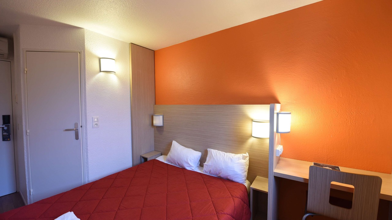 Photo of Bedroom in Rosny-sous-Bois