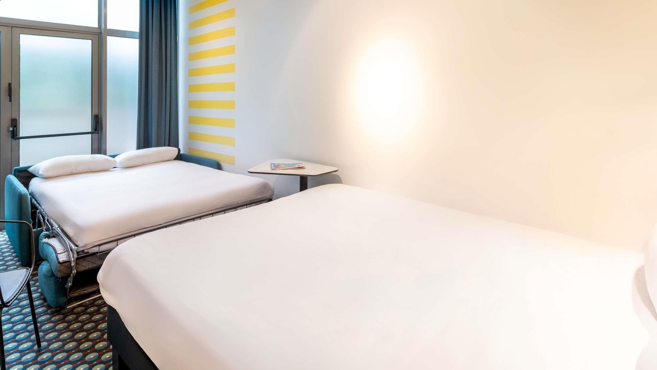 Photo of Bedroom in Saint-Denis