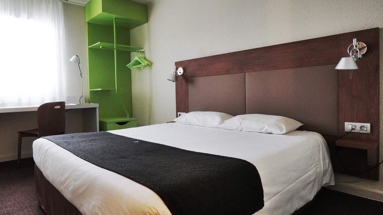 Photo of Bedroom in Chaville