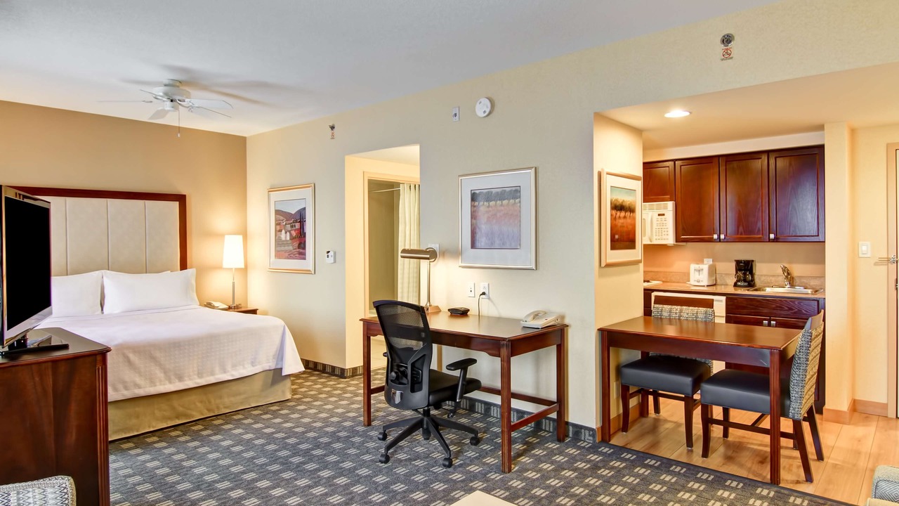 Photo of Livingroom in Gateway