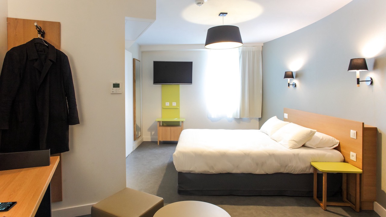 Photo of Bedroom in Bagnolet