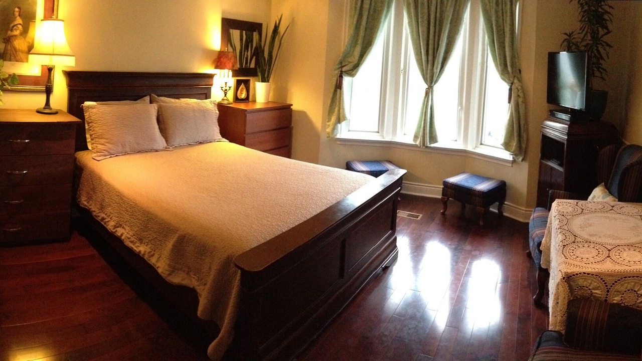 Photo of Bedroom in Cabbagetown South