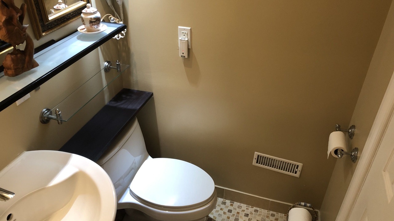 Photo of Bathroom in Cabbagetown South