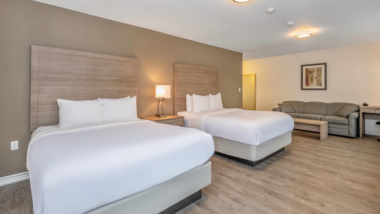 Photo of Bedroom in Gananoque