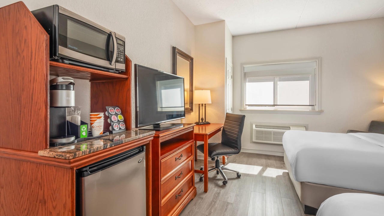 Photo of Bedroom in Gananoque