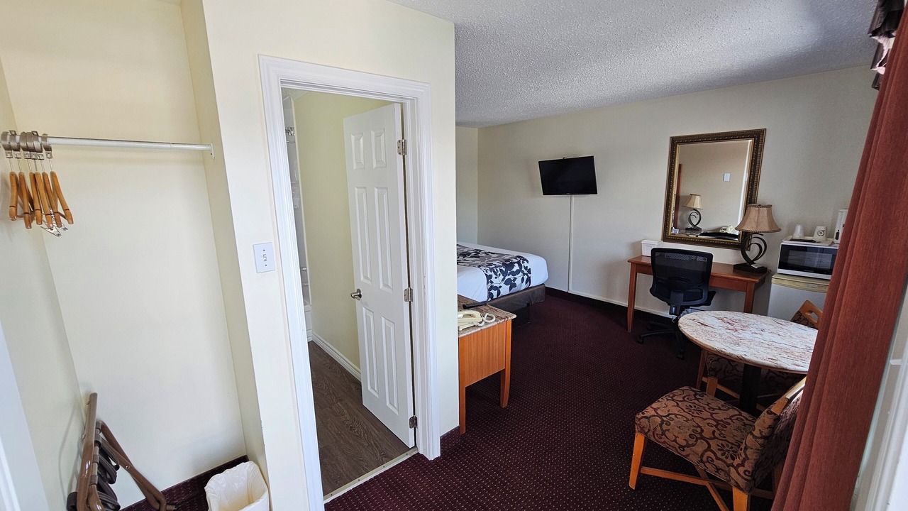 Photo of Bedroom in Huntsville