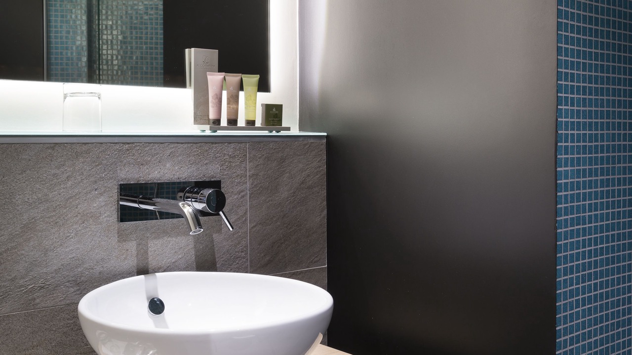 Photo of Bathroom in Quartier du Petit-Montrouge