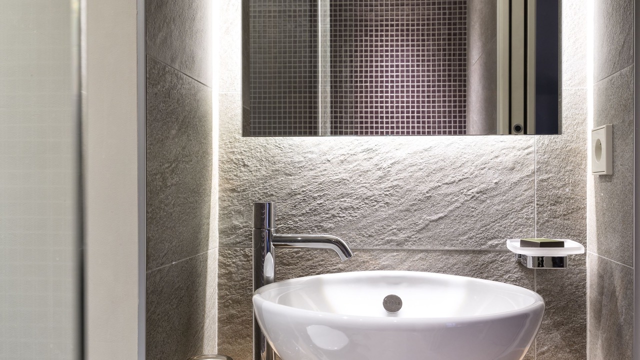 Photo of Bathroom in Quartier du Petit-Montrouge