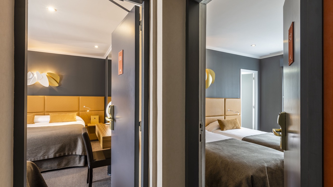 Photo of Bedroom in Clichy