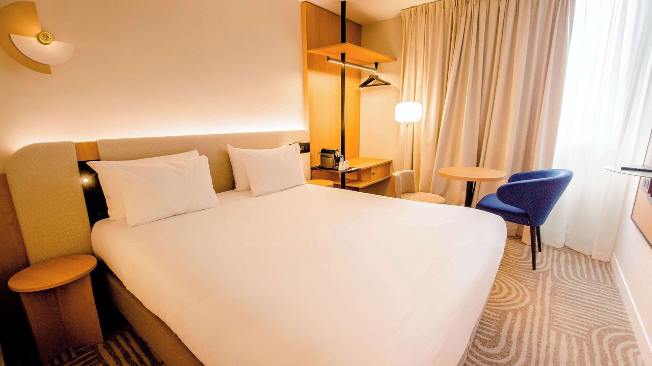 Photo of Bedroom in Villepinte