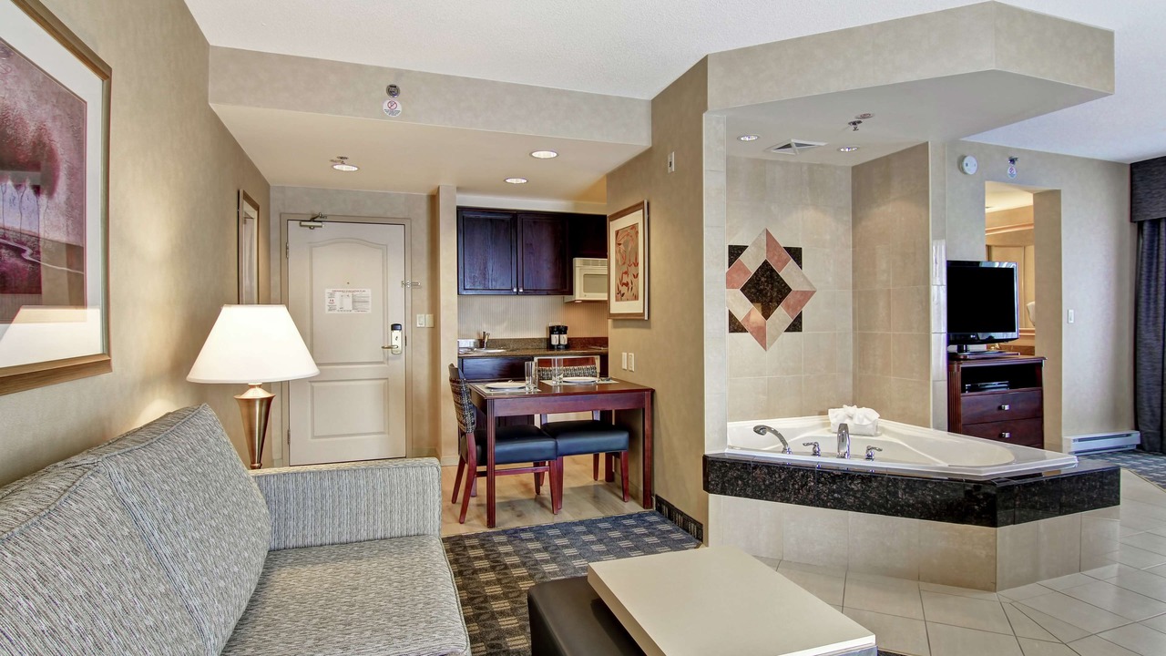 Photo of Livingroom in Oakville