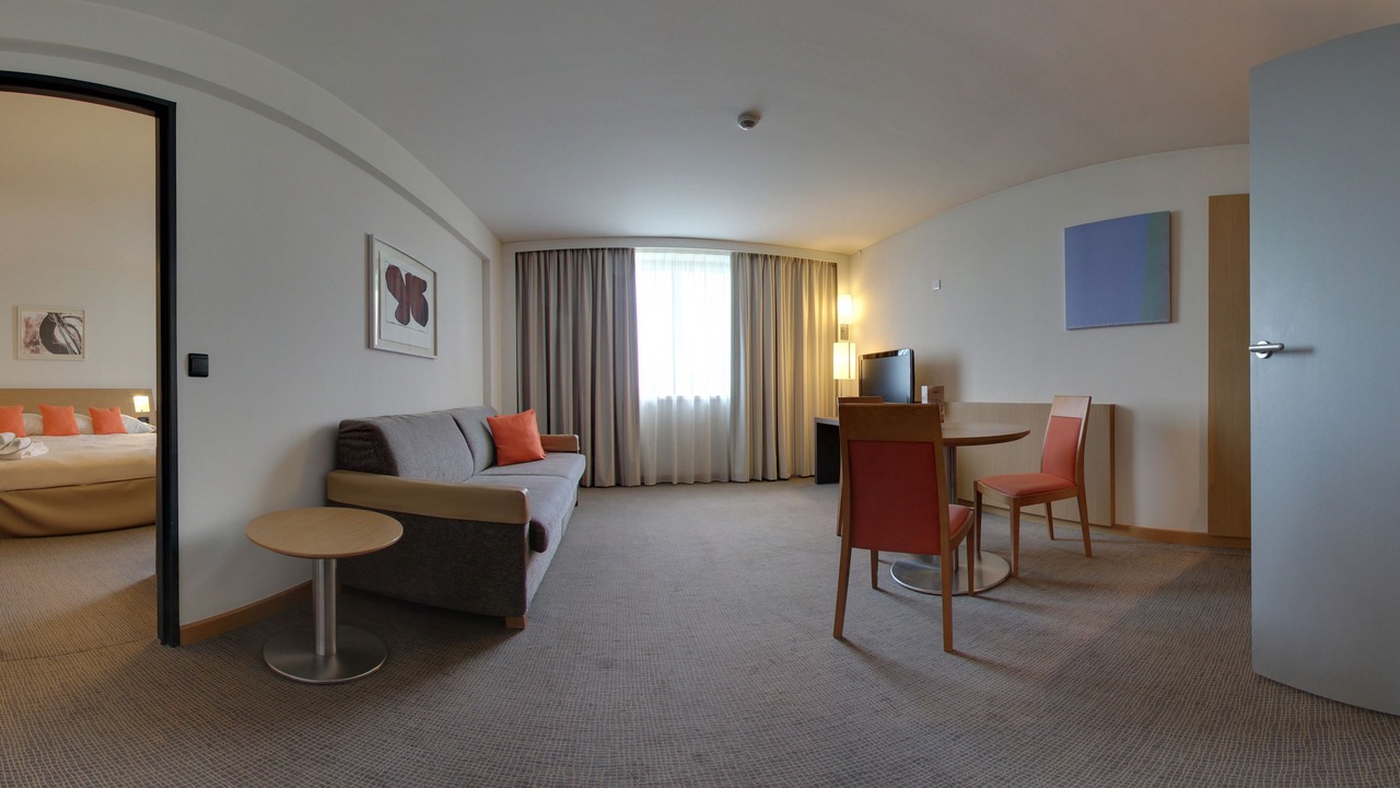 Photo of Bedroom in Roissy-en-France