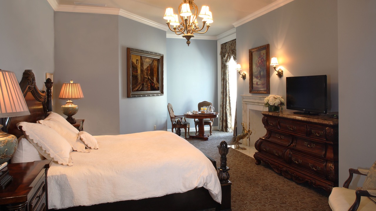 Photo of Bedroom in West Hills