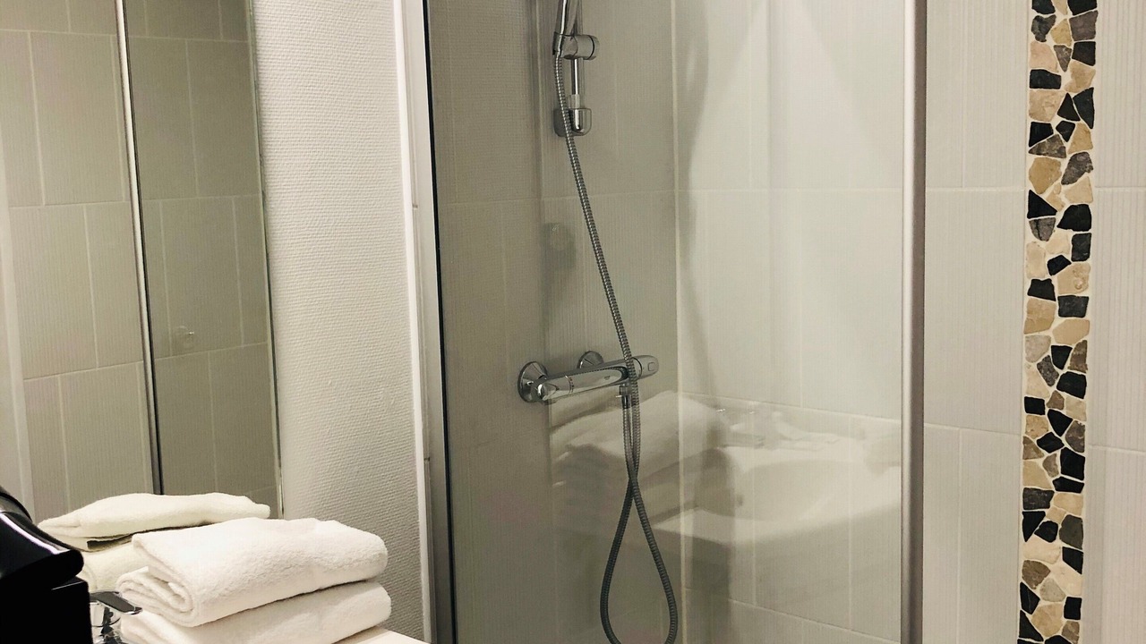 Photo of Bathroom in Bobigny
