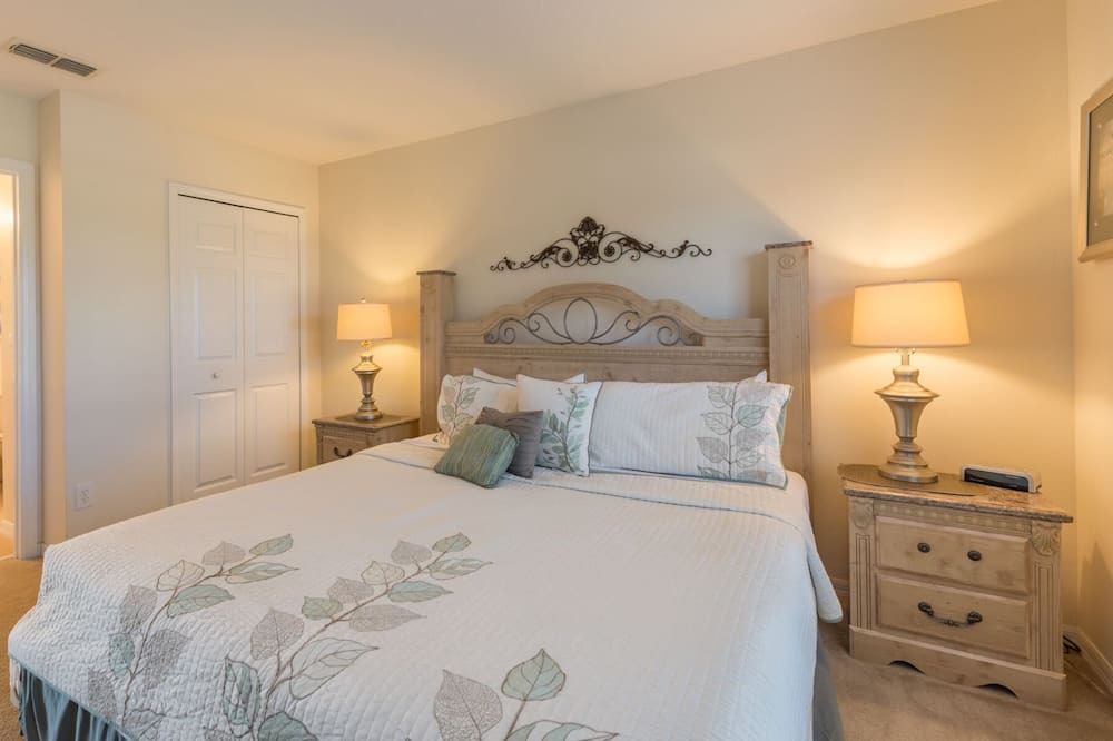 Photo of Bedroom in Solana