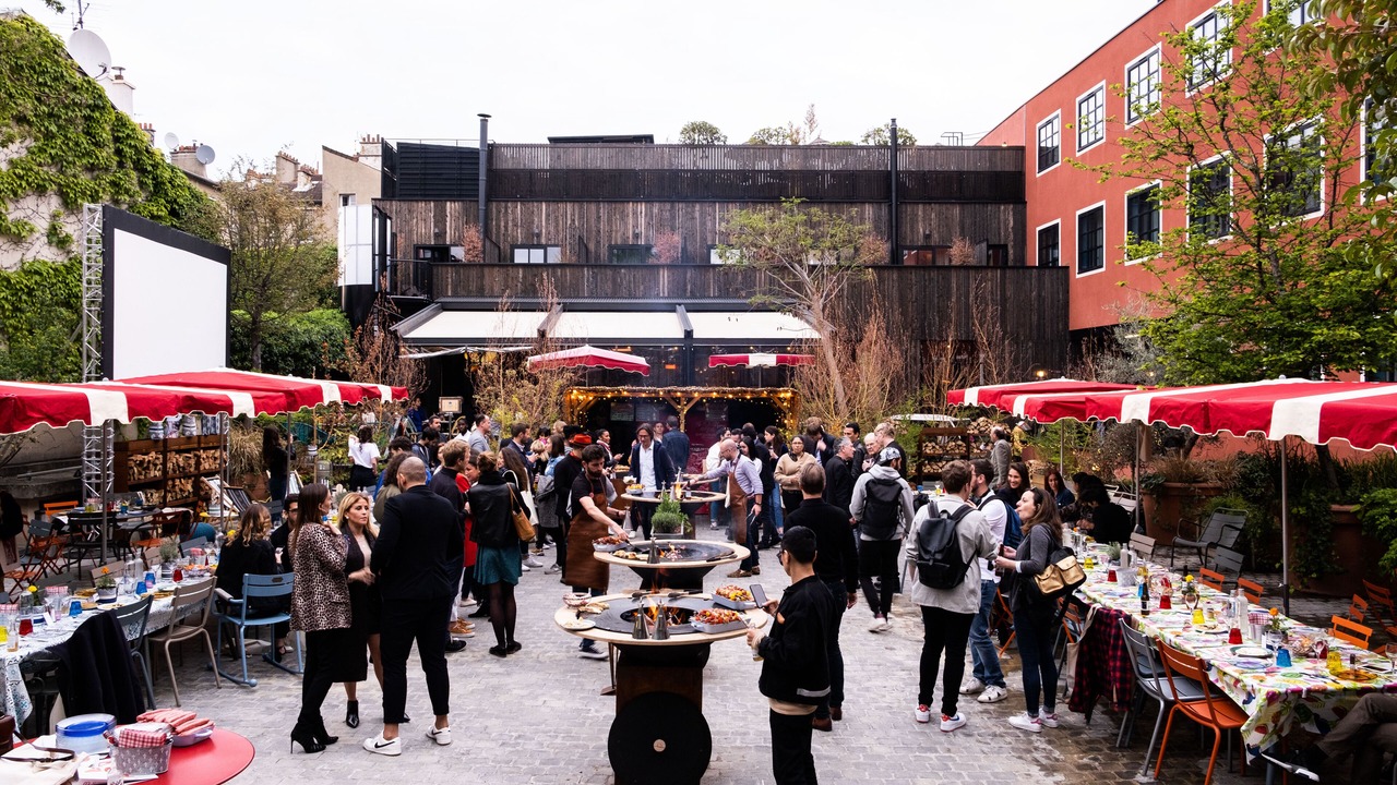 Photo of Outdoor in Les Puces de Saint-Ouen