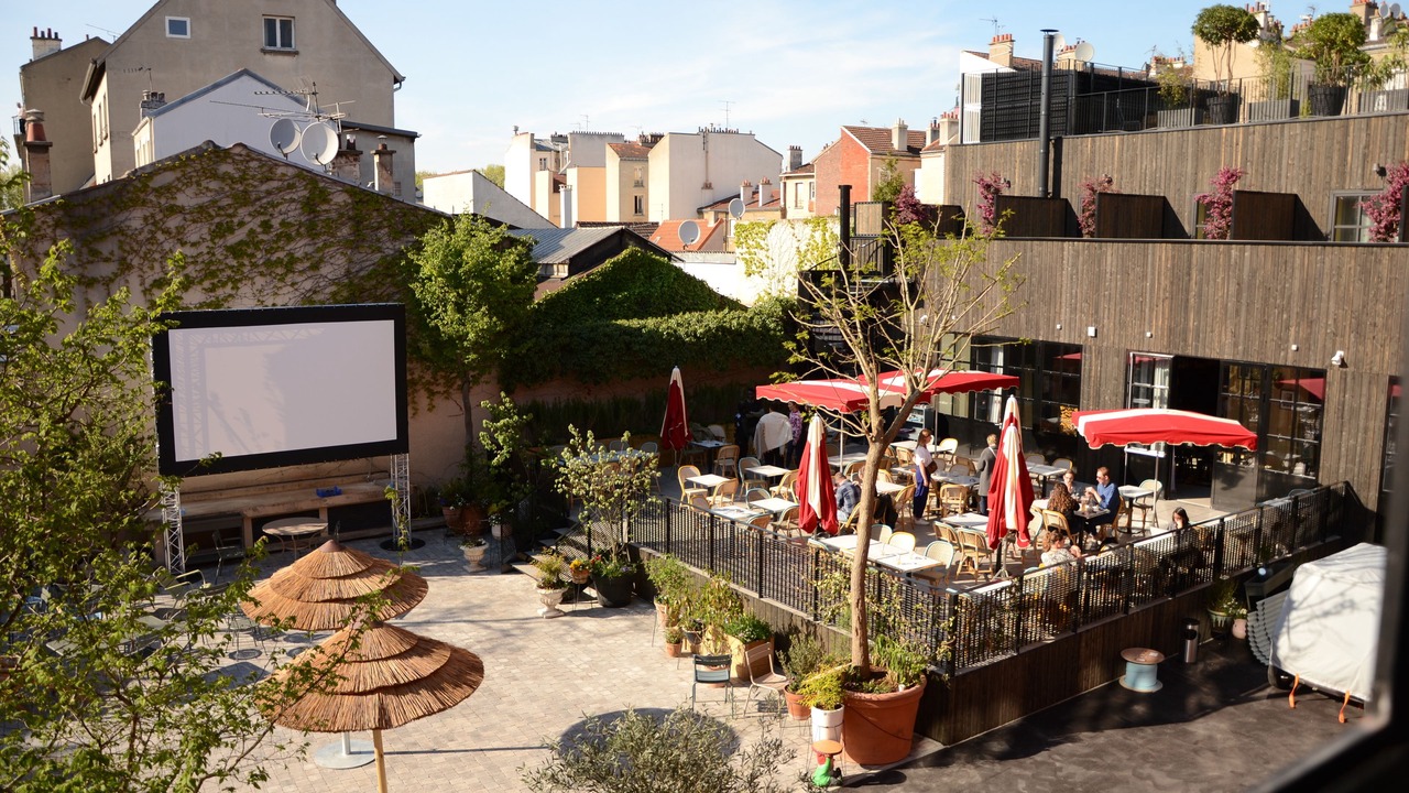 Photo of Patio Balcony in Les Puces de Saint-Ouen