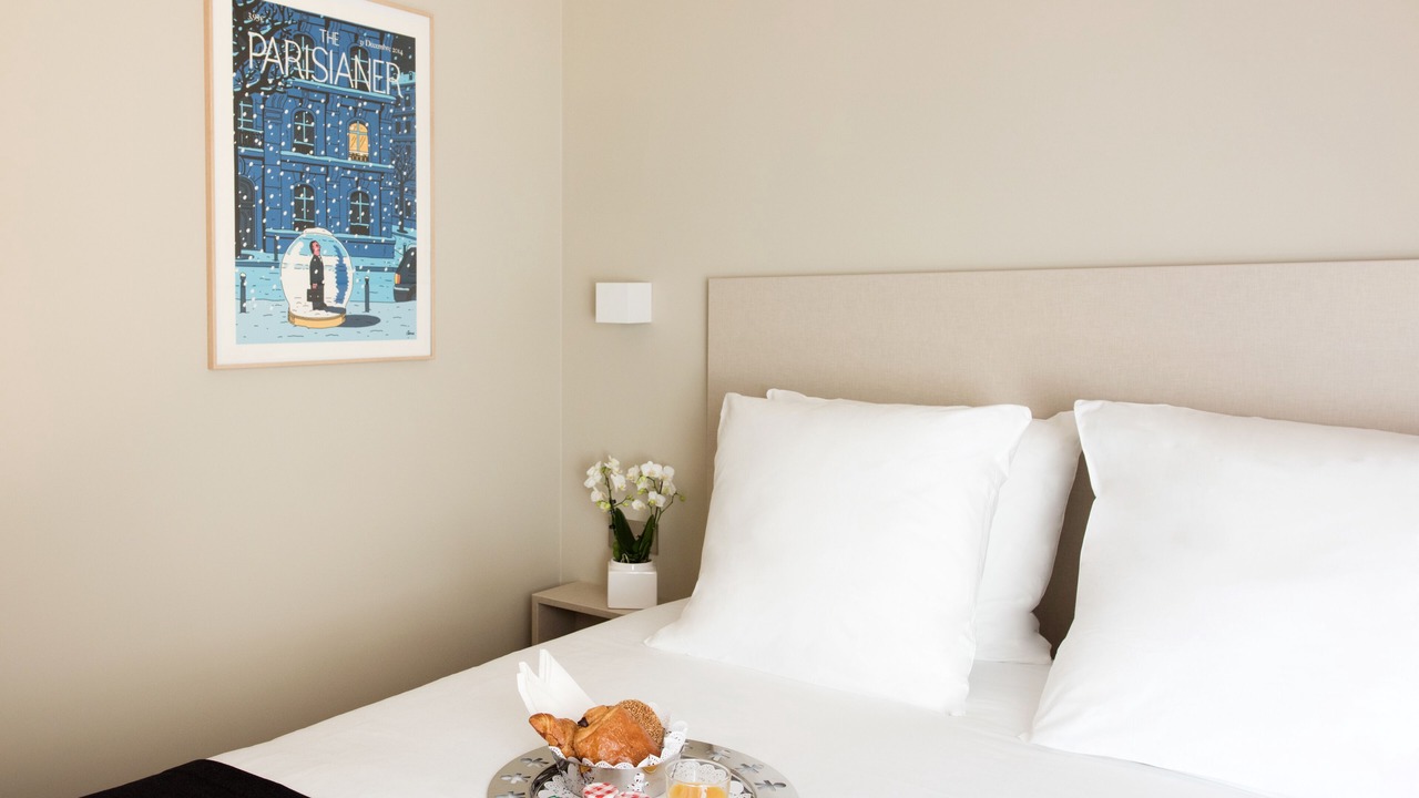 Photo of Bedroom in Champs-Elysees