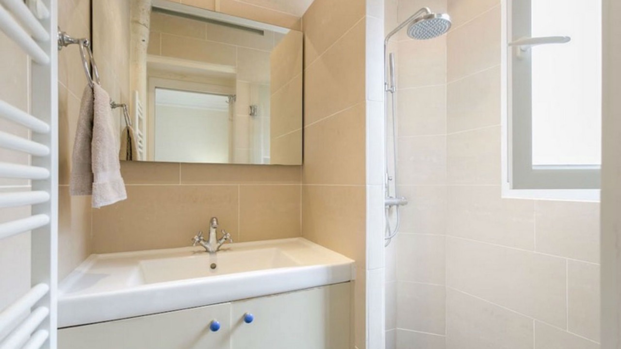 Photo of Bathroom in 15th Arrondissement
