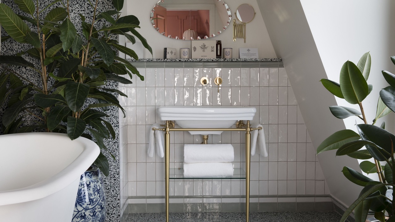Photo of Bathroom in Val-de-Grace