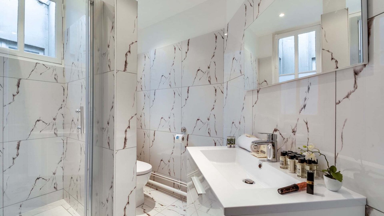 Photo of Bathroom in Faubourg-du-Roule