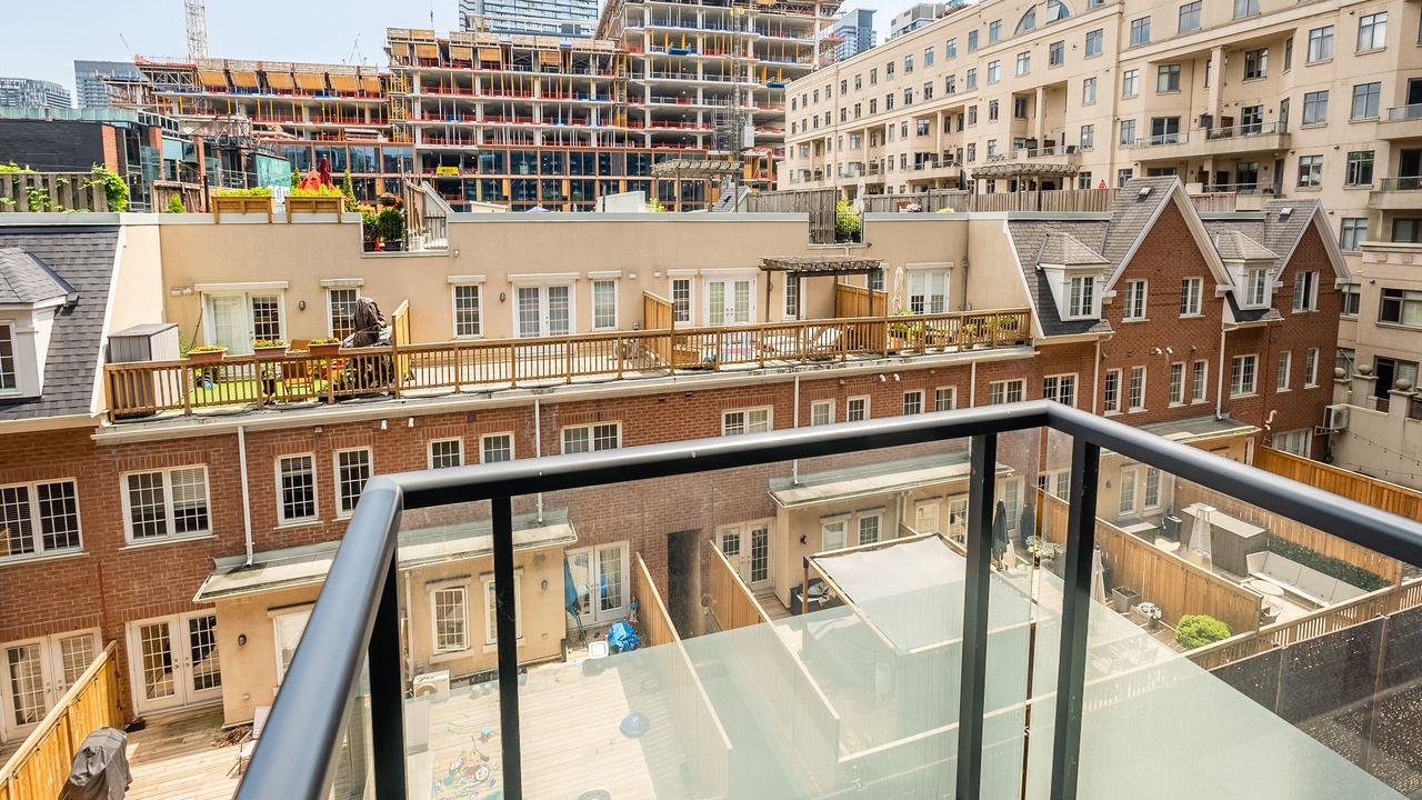 Photo of Patio Balcony in Wellington Place
