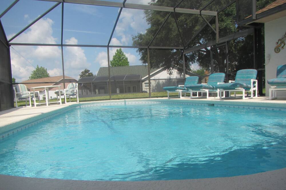 Photo of Outdoor in Greater Groves