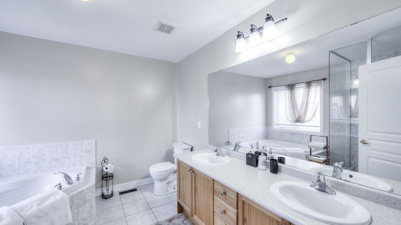 Photo of Bathroom in Brampton
