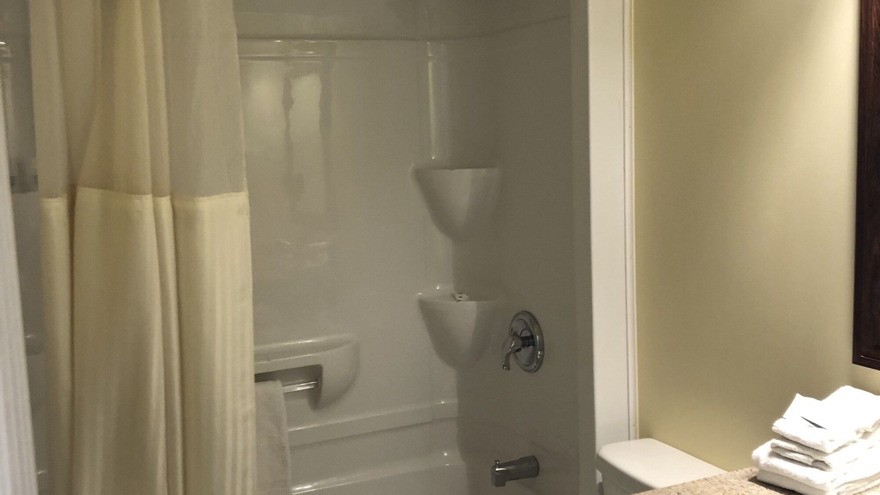 Photo of Bathroom in Tobermory