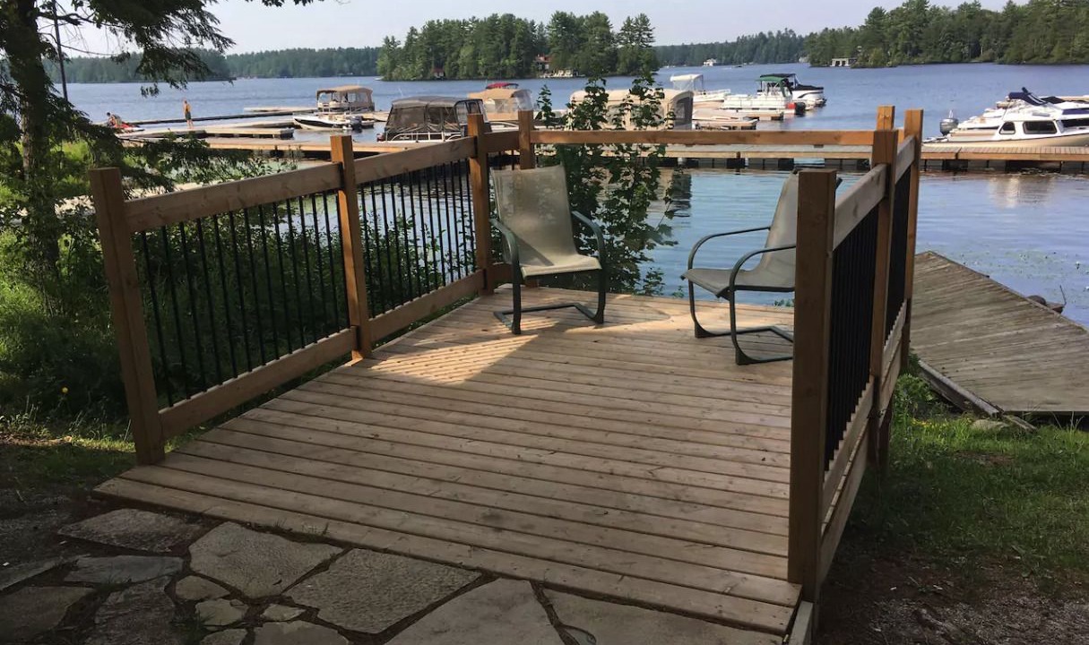 Photo of Patio Balcony in Gravenhurst
