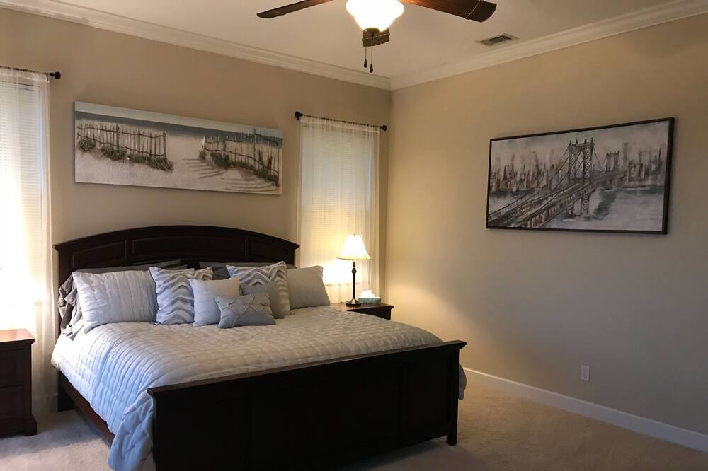 Photo of Bedroom in Hutchinson Island South