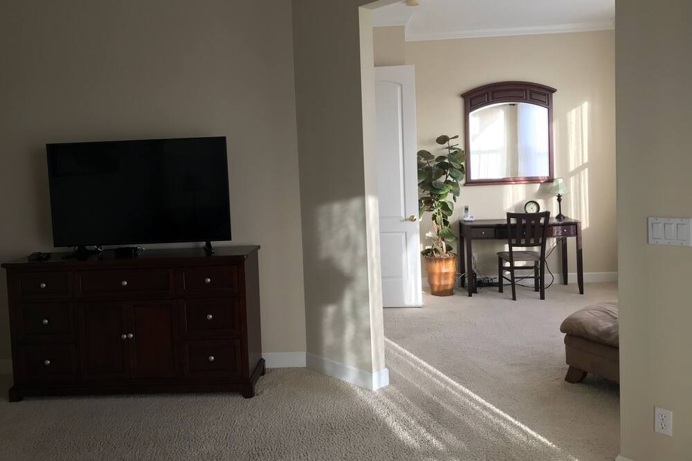 Photo of Bedroom in Hutchinson Island South