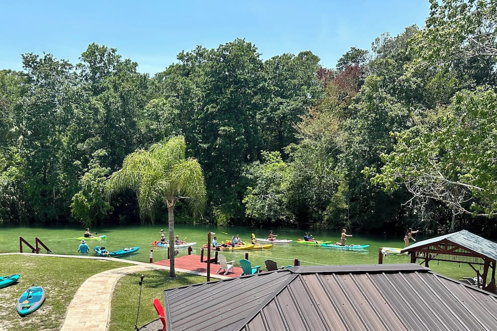 Photo of Outdoor in Weeki Wachee Gardens