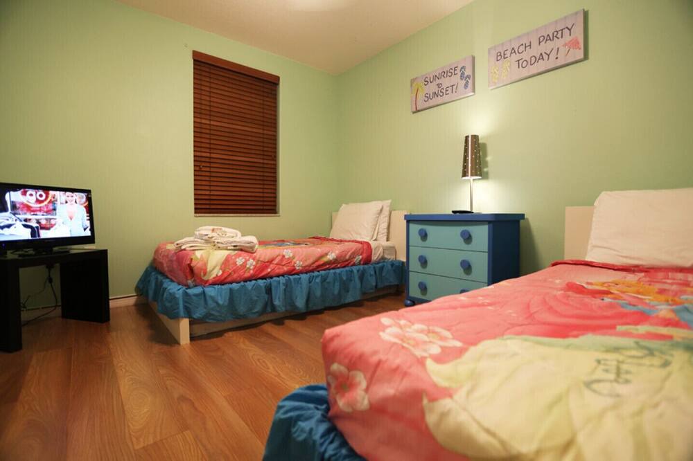 Photo of Bedroom in Crestwynd Bay