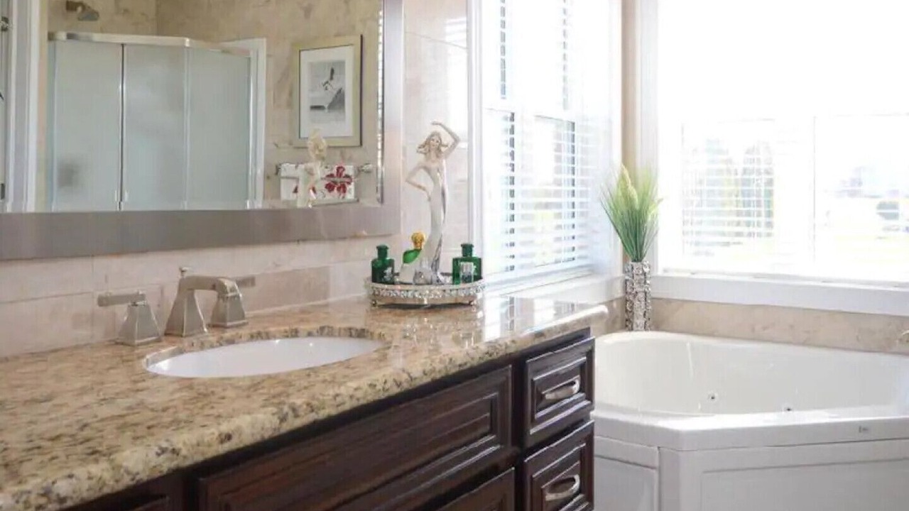 Photo of Bathroom in Carrying Place